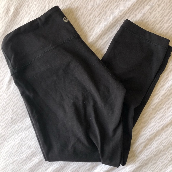 Lululemon Capri Leggings - Picture 1 of 4